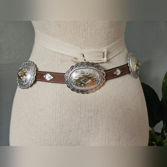 TONY LAMA Concho Belt! - Picture 4 of 10